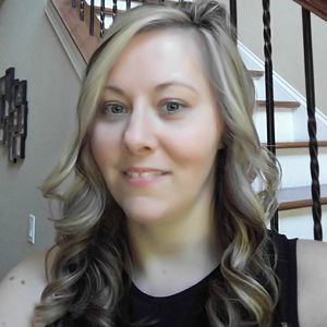 Meet your Posher, Della