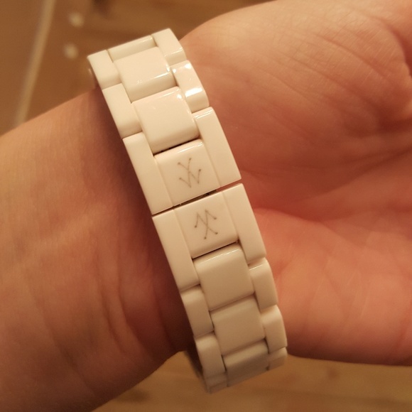 ToyWatch - Picture 3 of 6