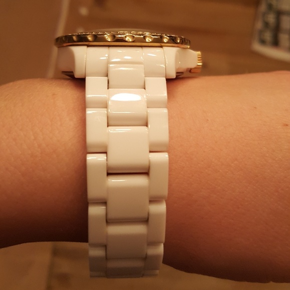 ToyWatch - Picture 6 of 6