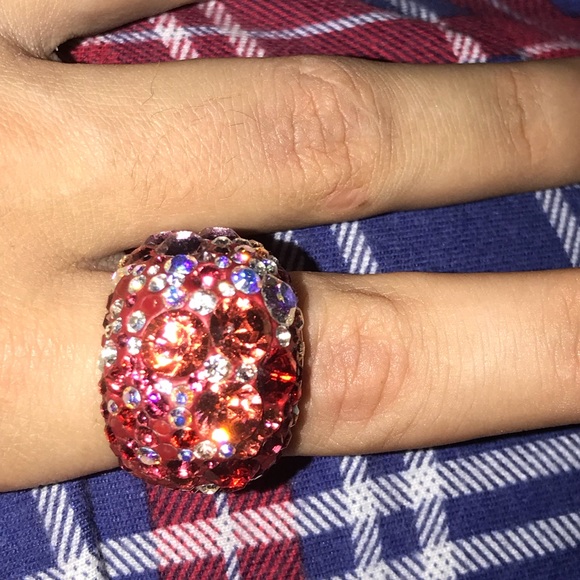 Swarovski Ring - Picture 1 of 8