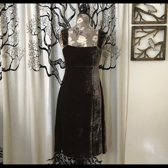 Anthro Odille Mocha Velvet Cocktail Dress - Picture 4 of 5