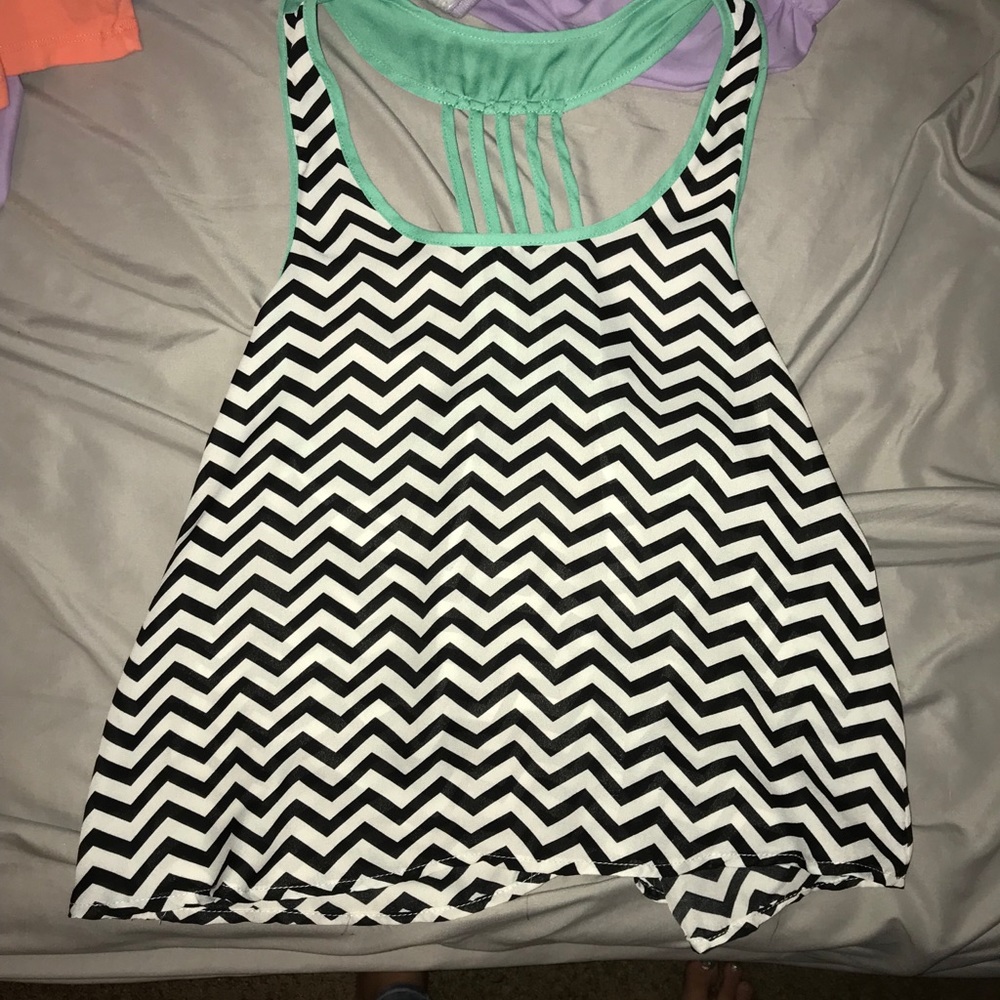 White and black chevron tank top blouse