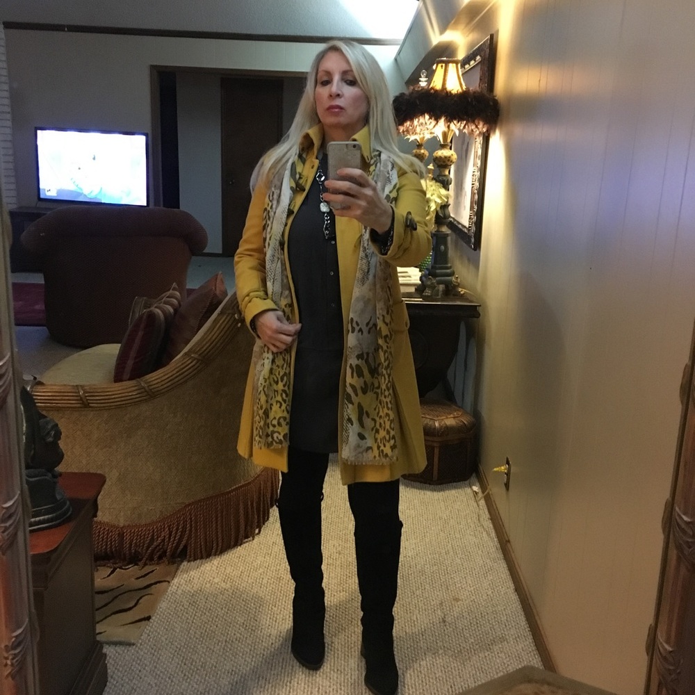 Fabulous Sundance Tailored Mustard Gold Wool Coat