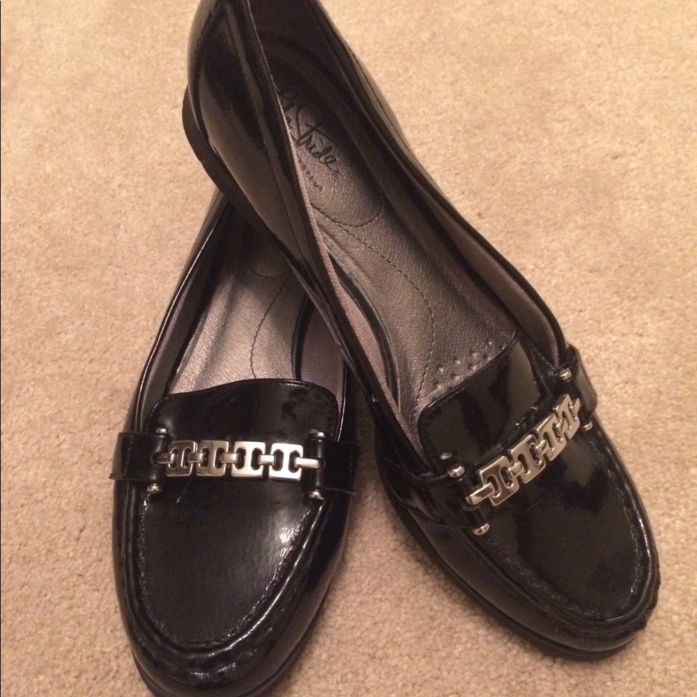 Lifestride size 7 flats
