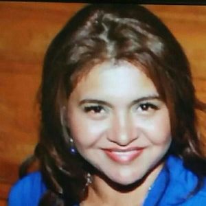 Meet your Posher, Lorena