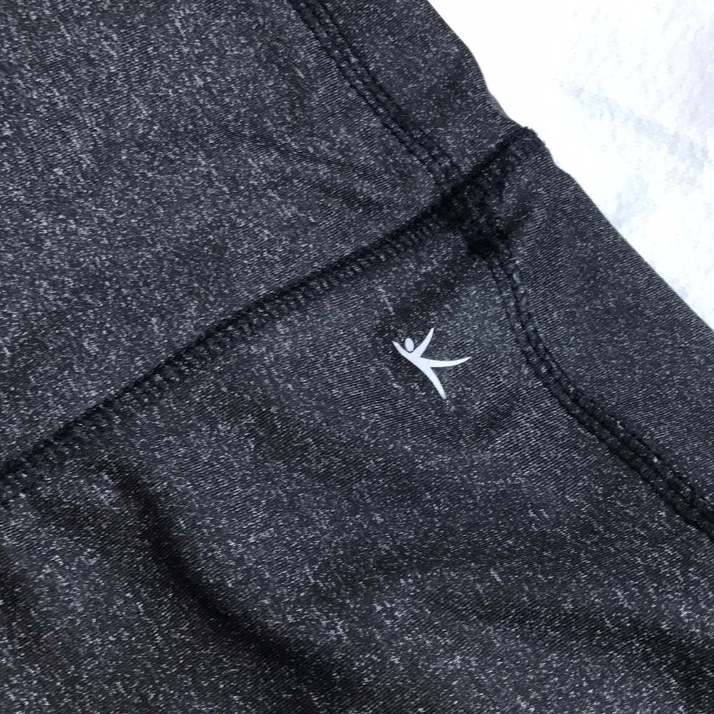 Fitness capris pants M (8-10)