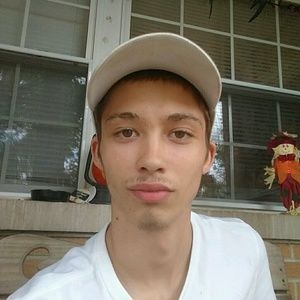 Meet your Posher, Cameron