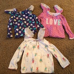 3 Carter’s one-Piece PJs