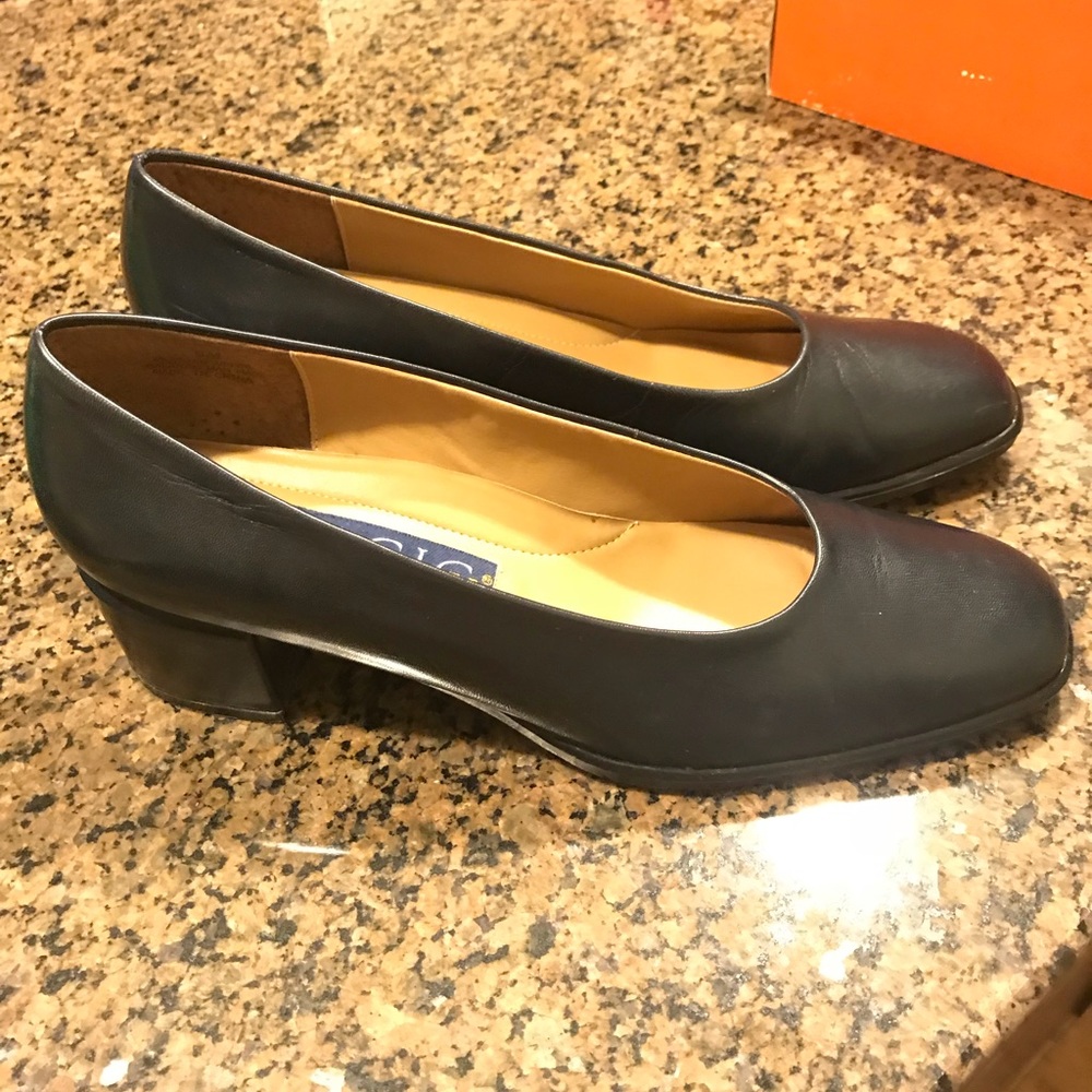 Andrew Geller heel REAL LEATHER