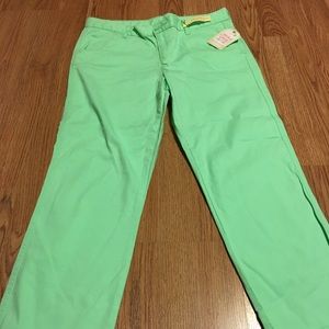 NWT Girls faded Glory rolled Capri pants size 16.