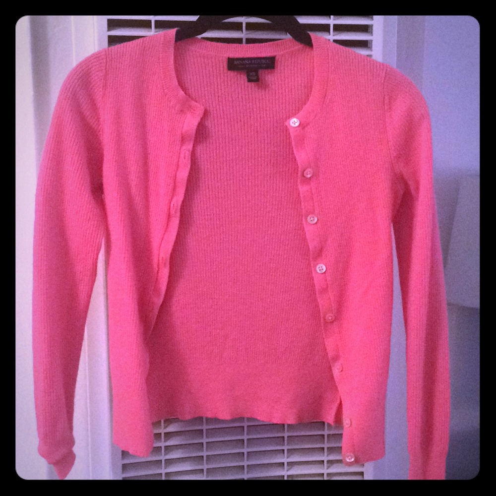 SOLD Coral merino wool BR cardigan xs
