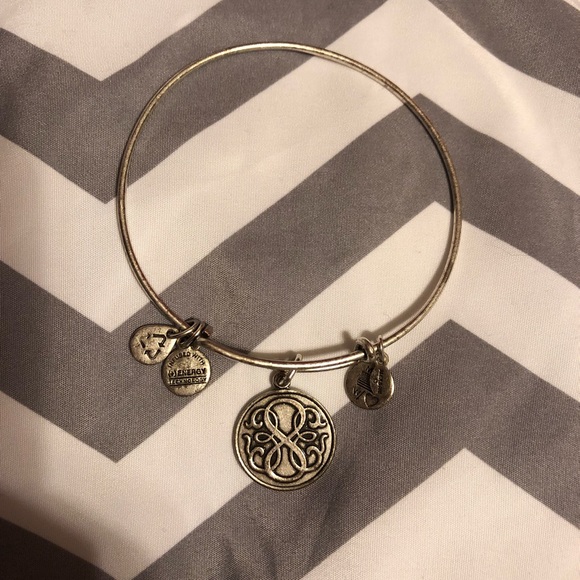 Alex and Ani Silver bracelet - Picture 1 of 2