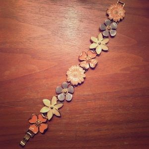 Flower bracelet