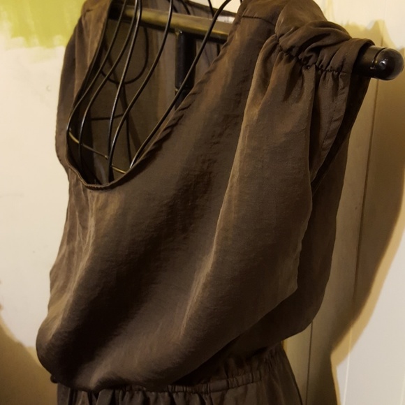 Not Available - Picture 4 of 5