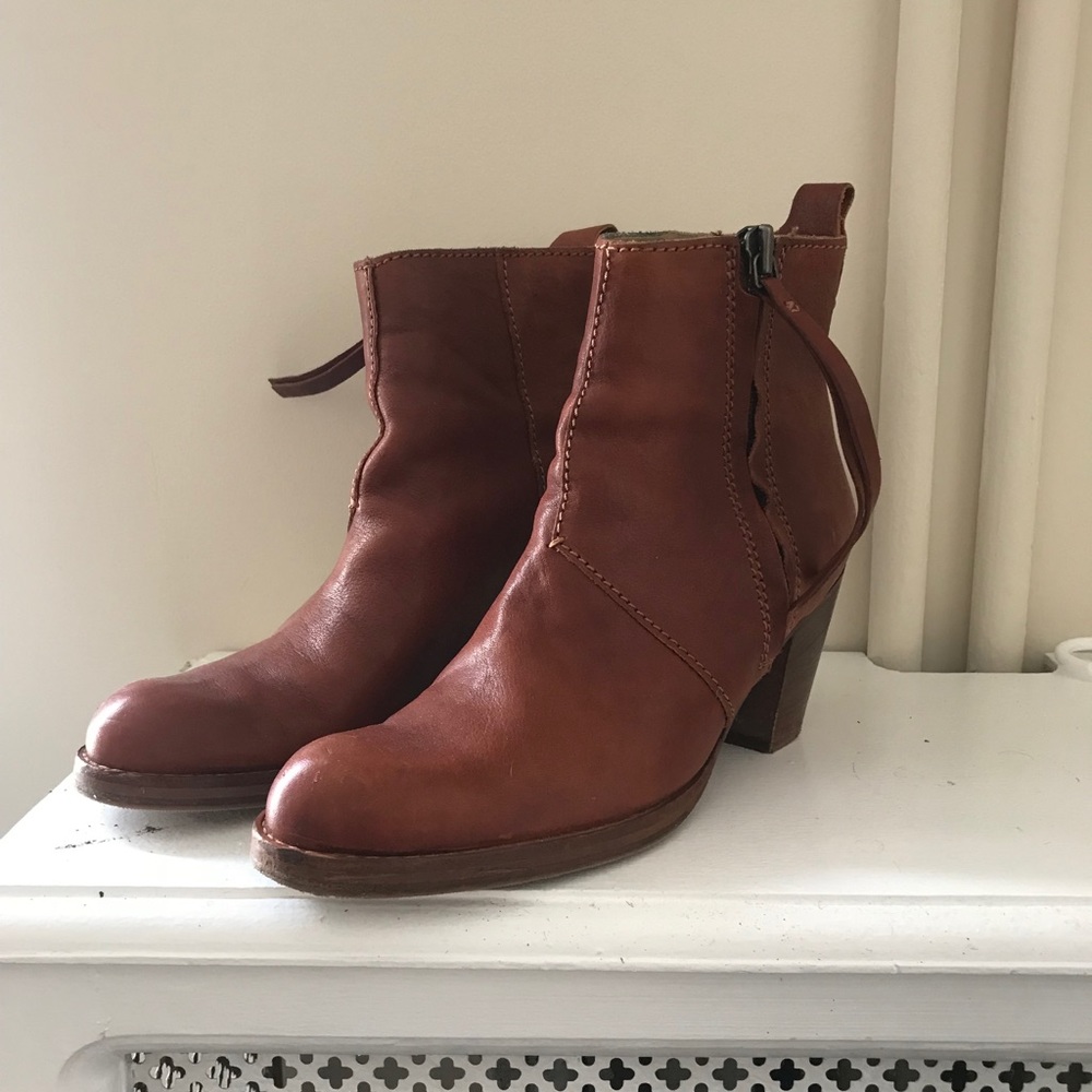 ACNE pistol boots brown ankle boots size 10