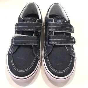 Boys size 10 halyard navy sperry shoes stride rite
