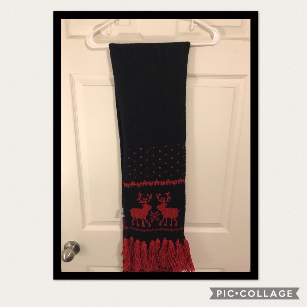 NWT girls A&F kids scarf