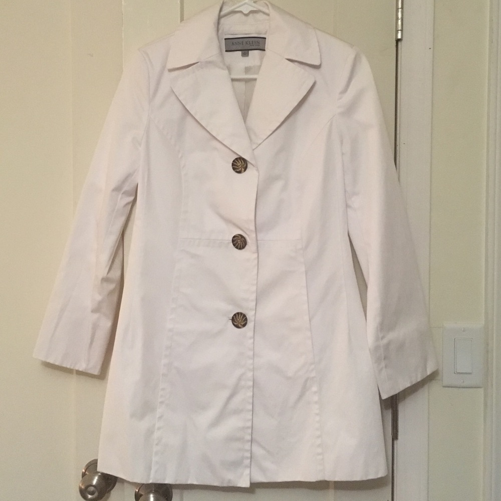 Anne Klein white trench coat