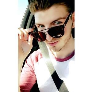 Meet your Posher, Brian