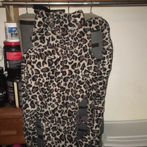 Haloween costume - Picture 2 of 2