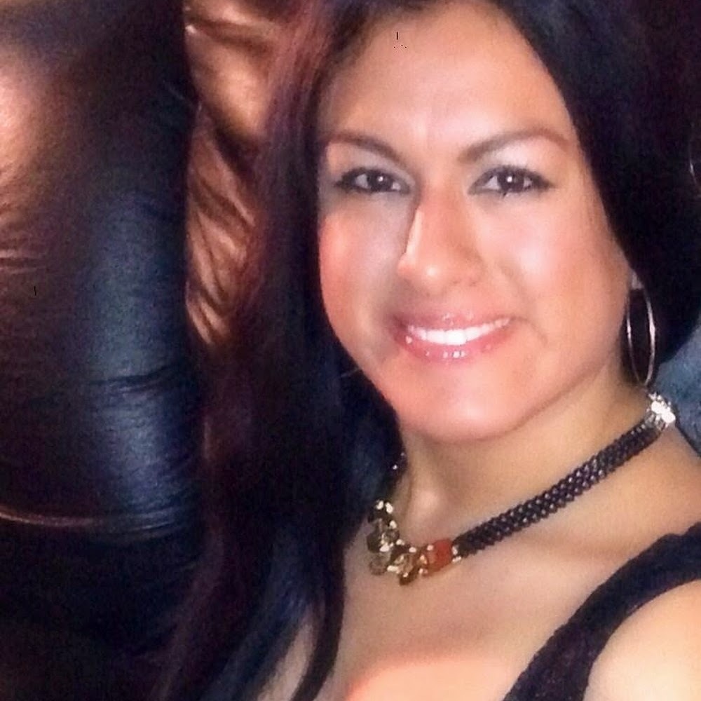 Meet your Posher, Ana