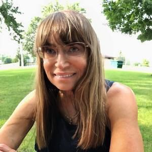 Meet your Posher, Georgene