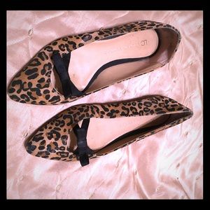 Lauren Conrad flats.