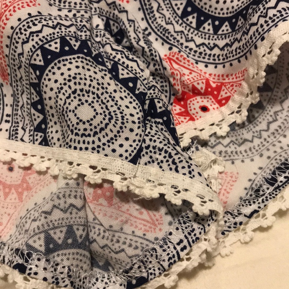 High Shorts - Picture 2 of 2