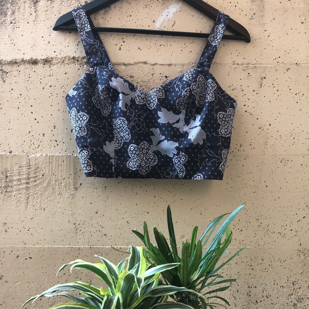 Retro Style Crop Top