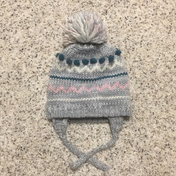 Zara hat - Picture 2 of 2
