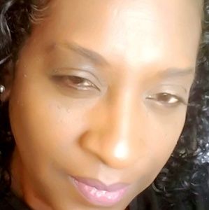 Meet your Posher, Ingrid