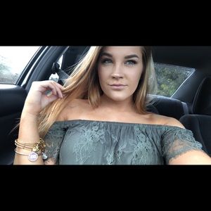 Meet your Posher, Kayla