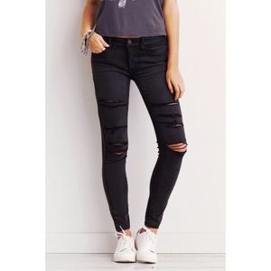 American Eagle ripped up lightly worn jeans!