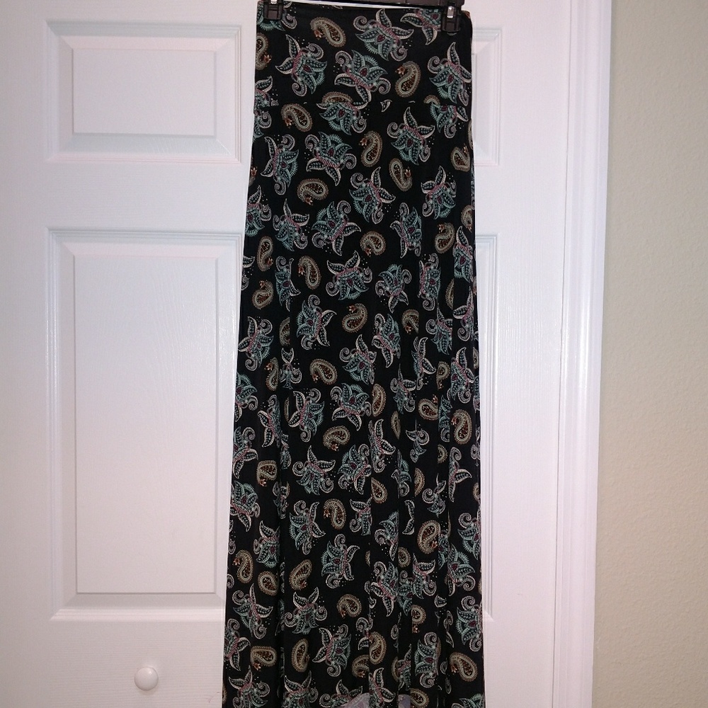 **LAST CHANCE NWT LULAROE MAXI