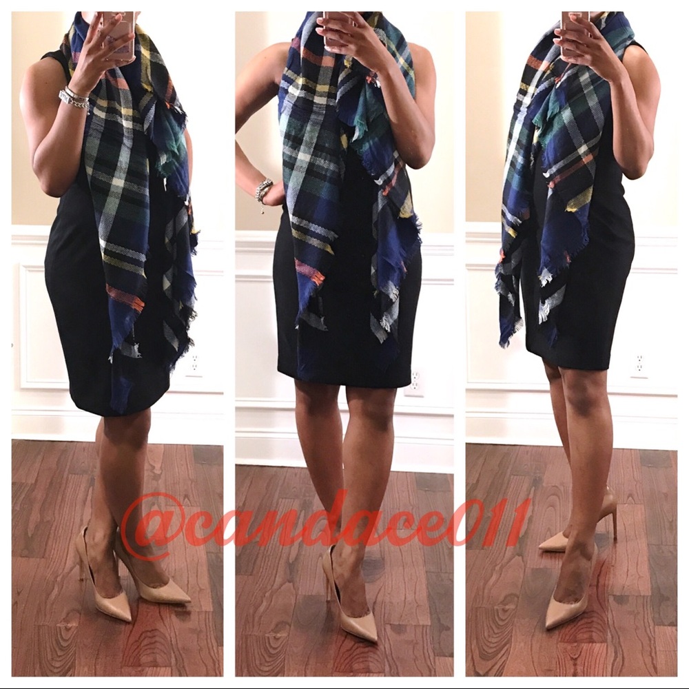Blanket Scarf (Blue & Green) - Picture 2 of 4
