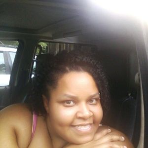 Meet your Posher, Alisha