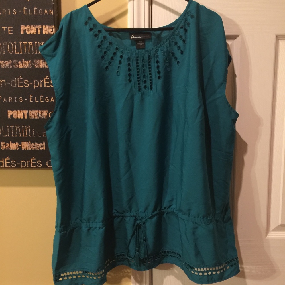 Light weight blouse 🛑sale, final price drop 🛑