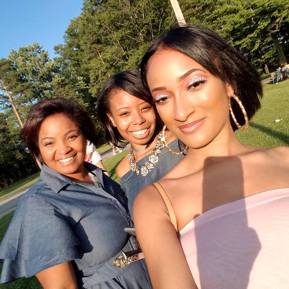 Meet your Posher, Lakisha