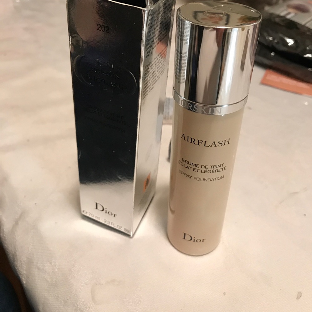 Brand new DIOR FOUNDATION