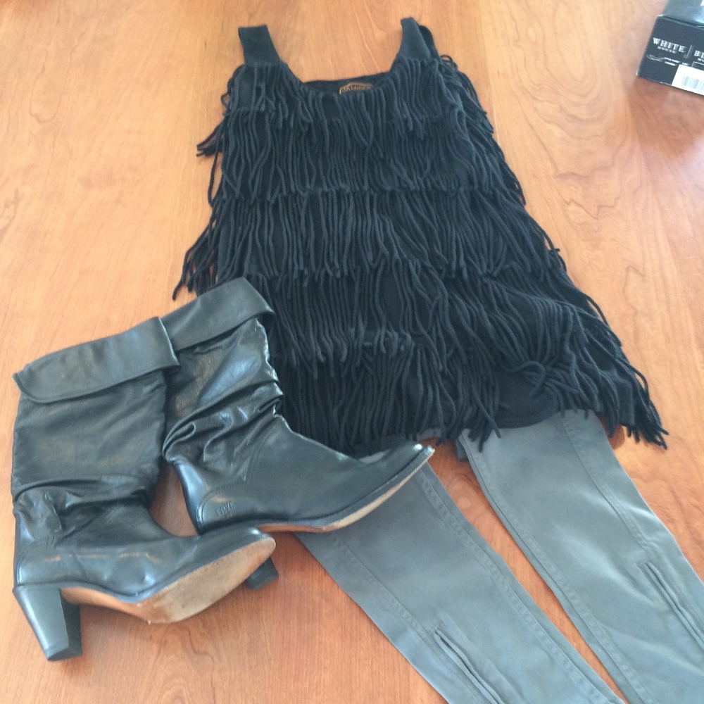 Jamison Fringe Tank Black dress sweater medium