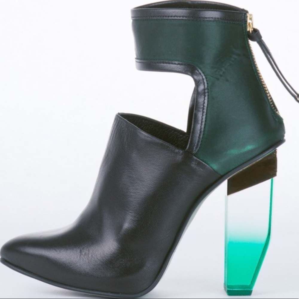 ISO 👀👀MIISTA DEBORAH ANKLE BOOTIES