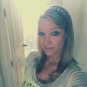 Meet your Posher, Victoria