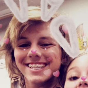 Meet your Posher, Ethan