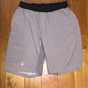 Men’s Sz Large LuLuLemon shorts