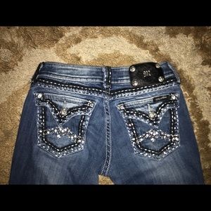 MISS ME SKINNY JEANS SIZE 27