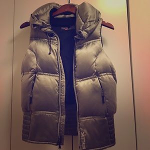 Silver puffy vest