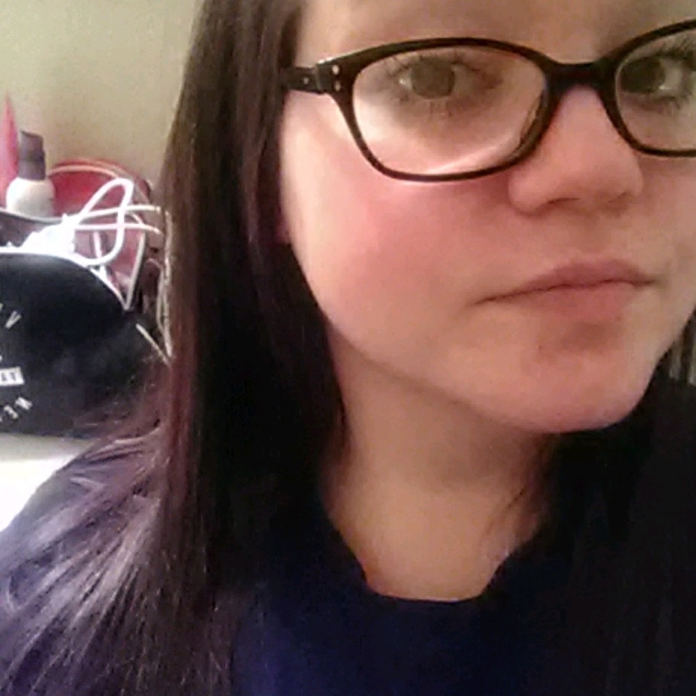 Meet your Posher, Amanda