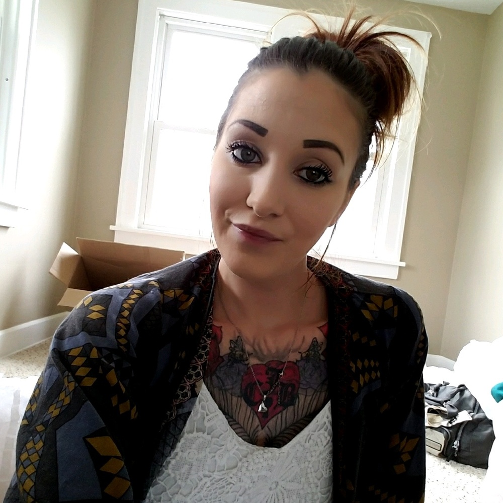 Meet your Posher, Samantha