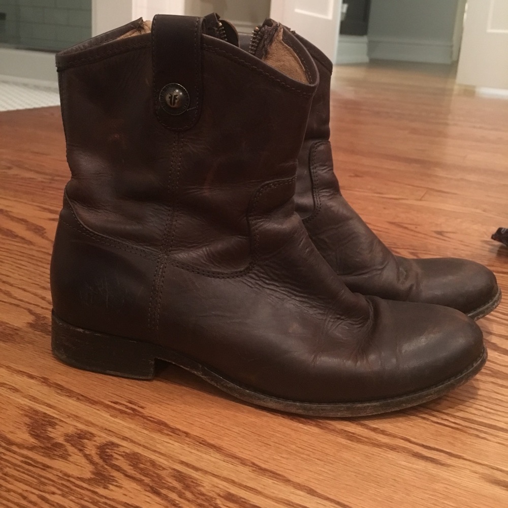 Frye short boots