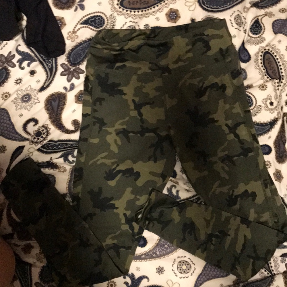 Cotton on workout leggings!